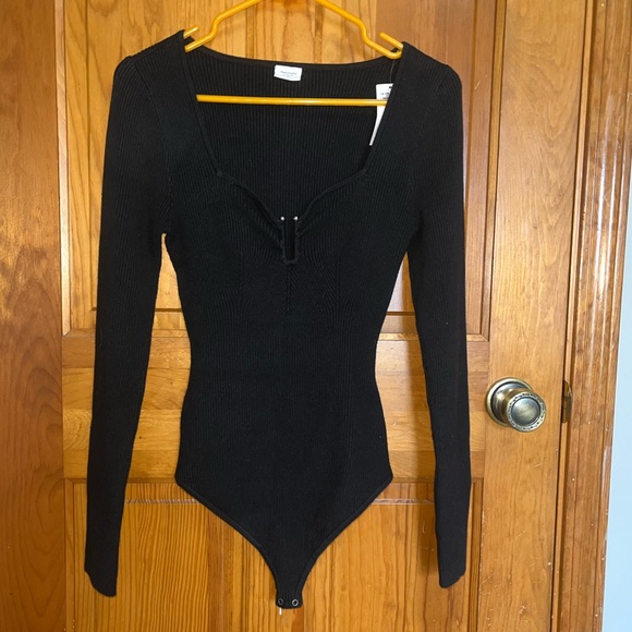 Abercrombie & Fitch black sweater bodysuit size medium - Picture 4 of 15